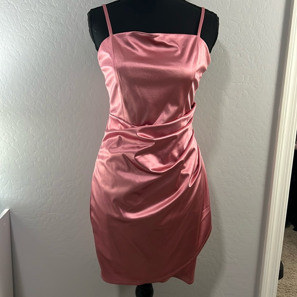 Honey and Rosie Square Neck Faux Wrap Satin Dress Size Medium Mauve EUC